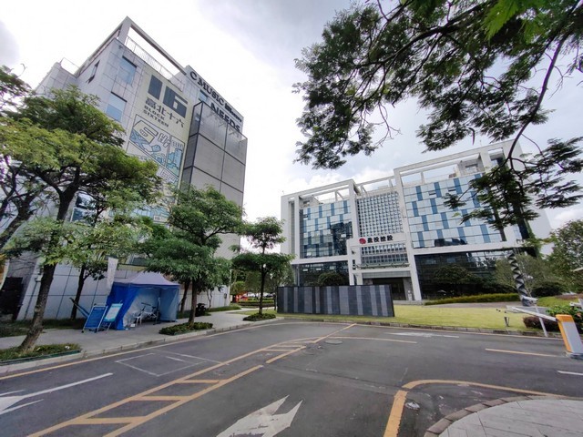 四边塑封包装机公司